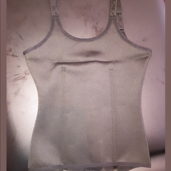 Waist trainers - Picture 6 of 7